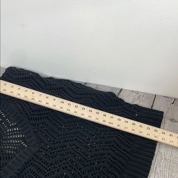 Lane Bryant Black Crochet Open Knit V-Neck Sweater with Batwing Sleeves size 2X - Picture 7 of 7